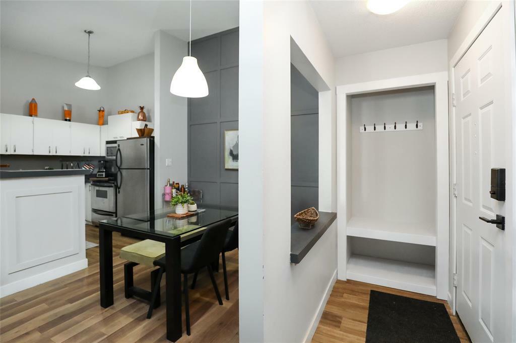 Property Photo: 122 Portsmouth Boulevard MB R3P 1B6