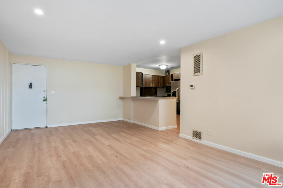 Property Photo: 6605 Green Valley Cir CA 90230