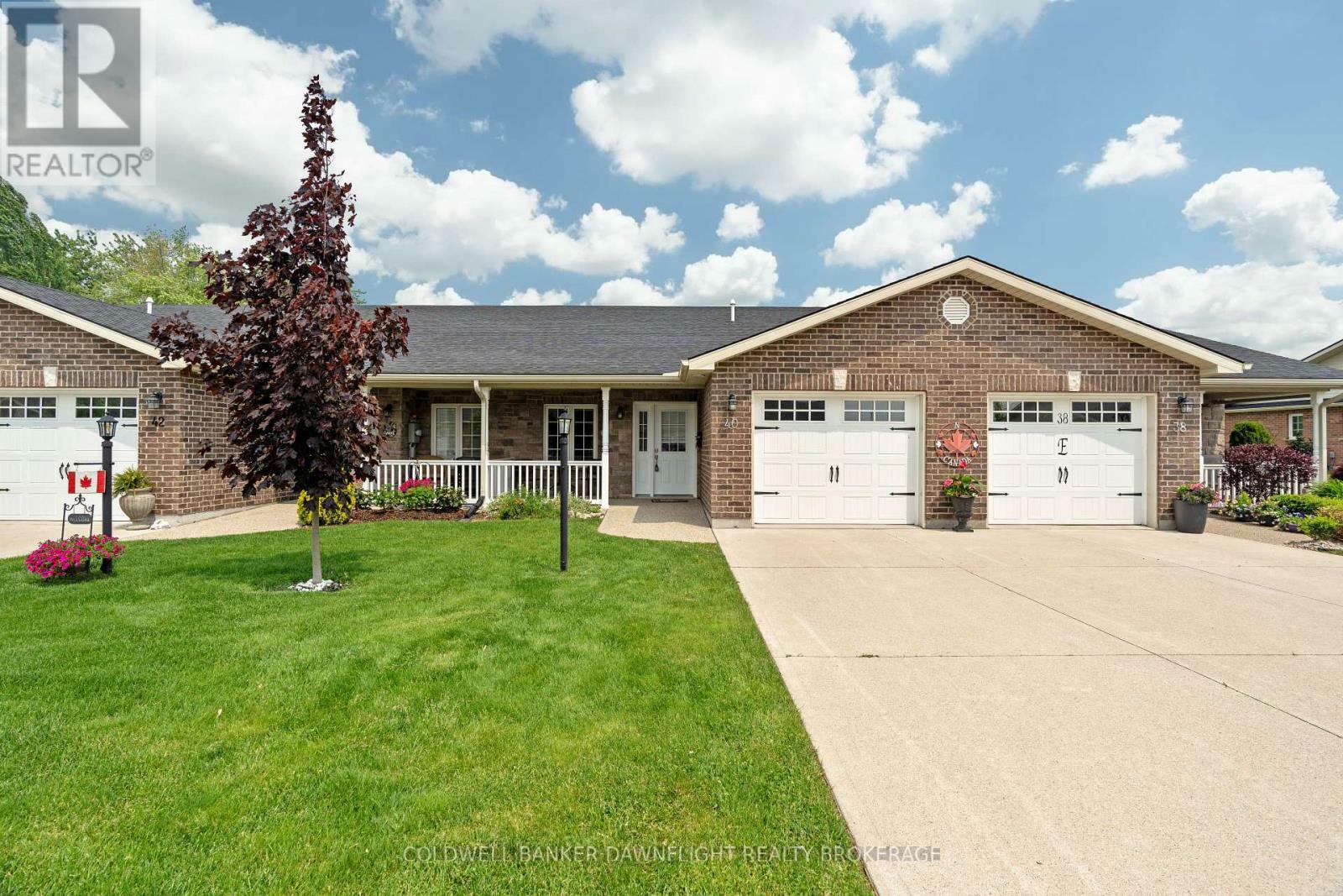 Property Photo: 40 Devon Drive ON N0M 1S3