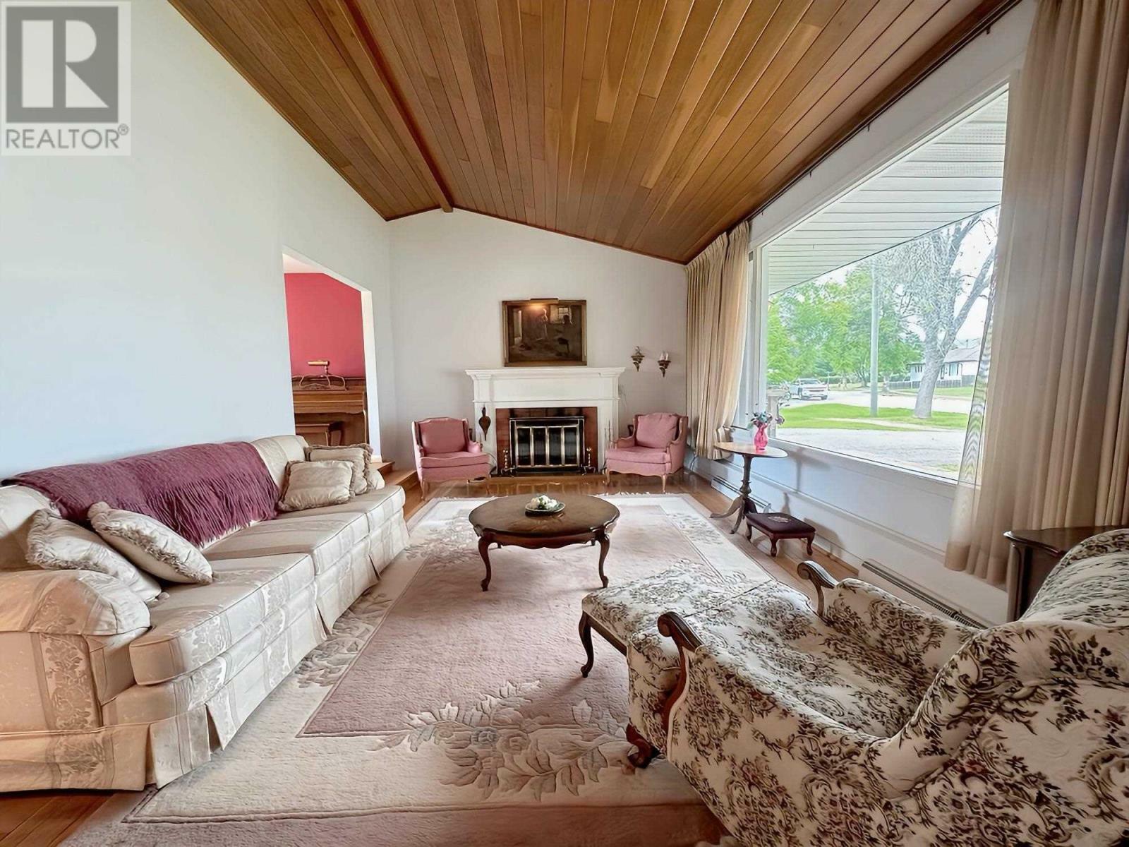 Property Photo: 141 Pine Cres ON P0T 1C0