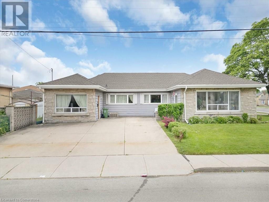 Property Photo: 693 Upper James Street ON L9C 2Z7
