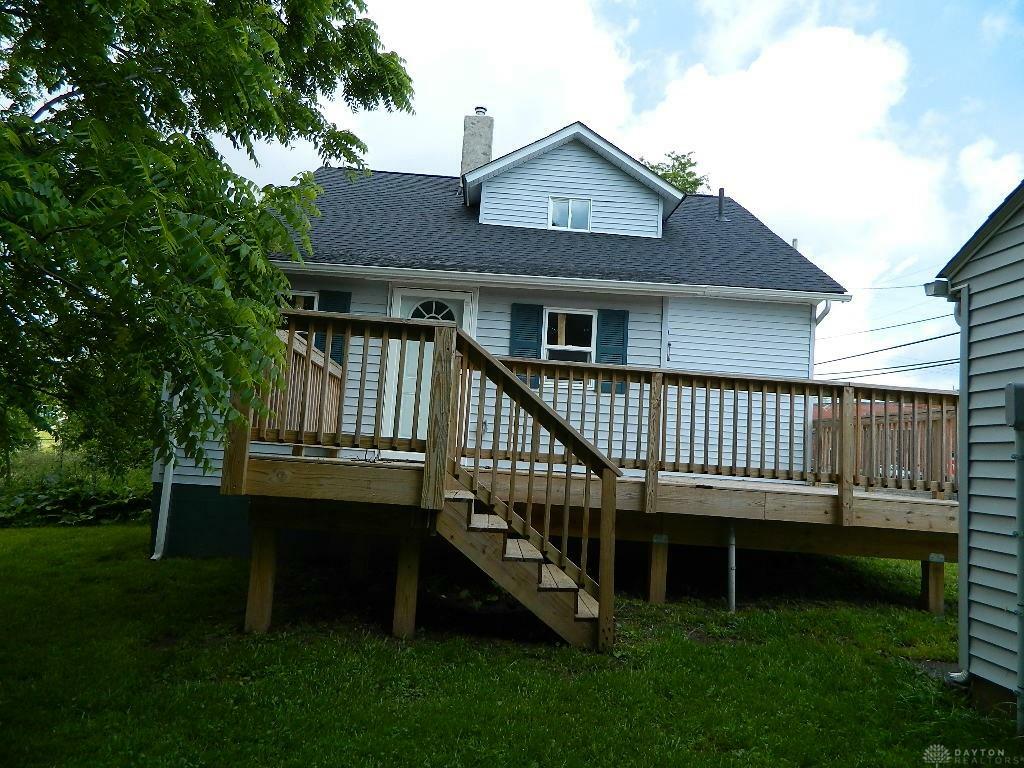 Property Photo:  16 W Walnut Street  OH 43128 