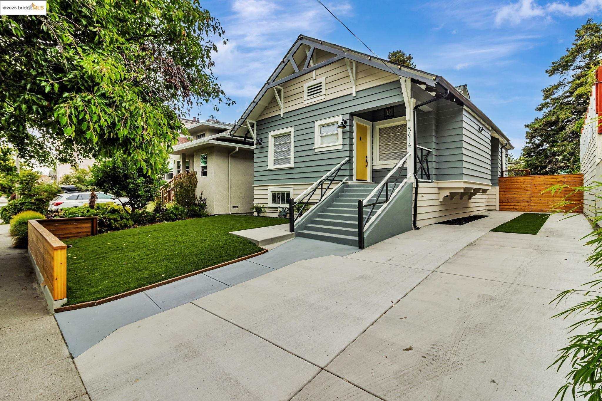 Property Photo: 5614 Dover St CA 94609
