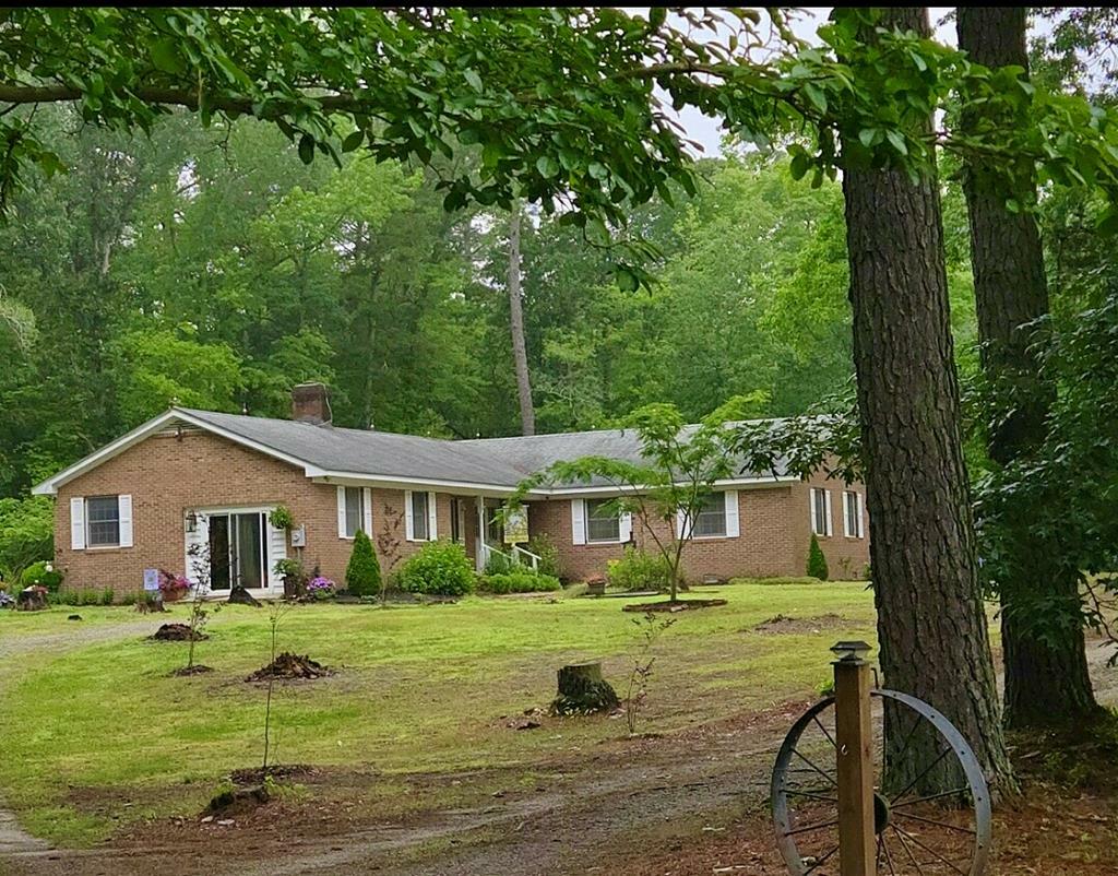 Property Photo: 21020 Adams Road VA 23357