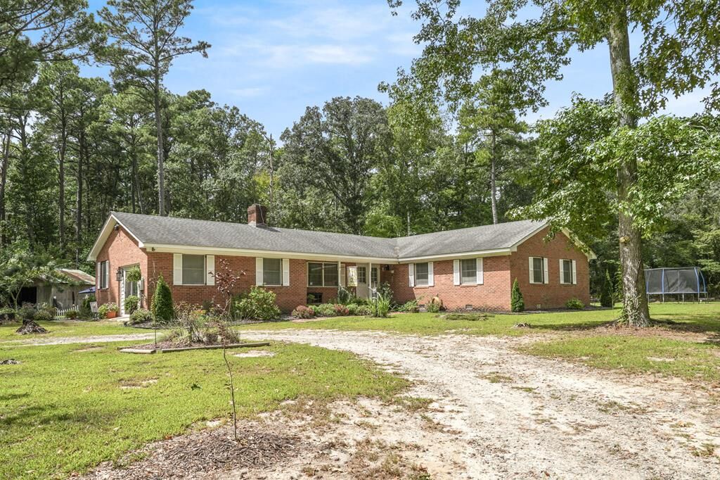 Property Photo: 21020 Adams Road VA 23357