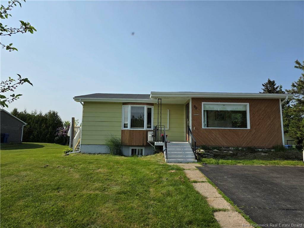 Property Photo:  90 Kentlodge  NB E8K 1B1 