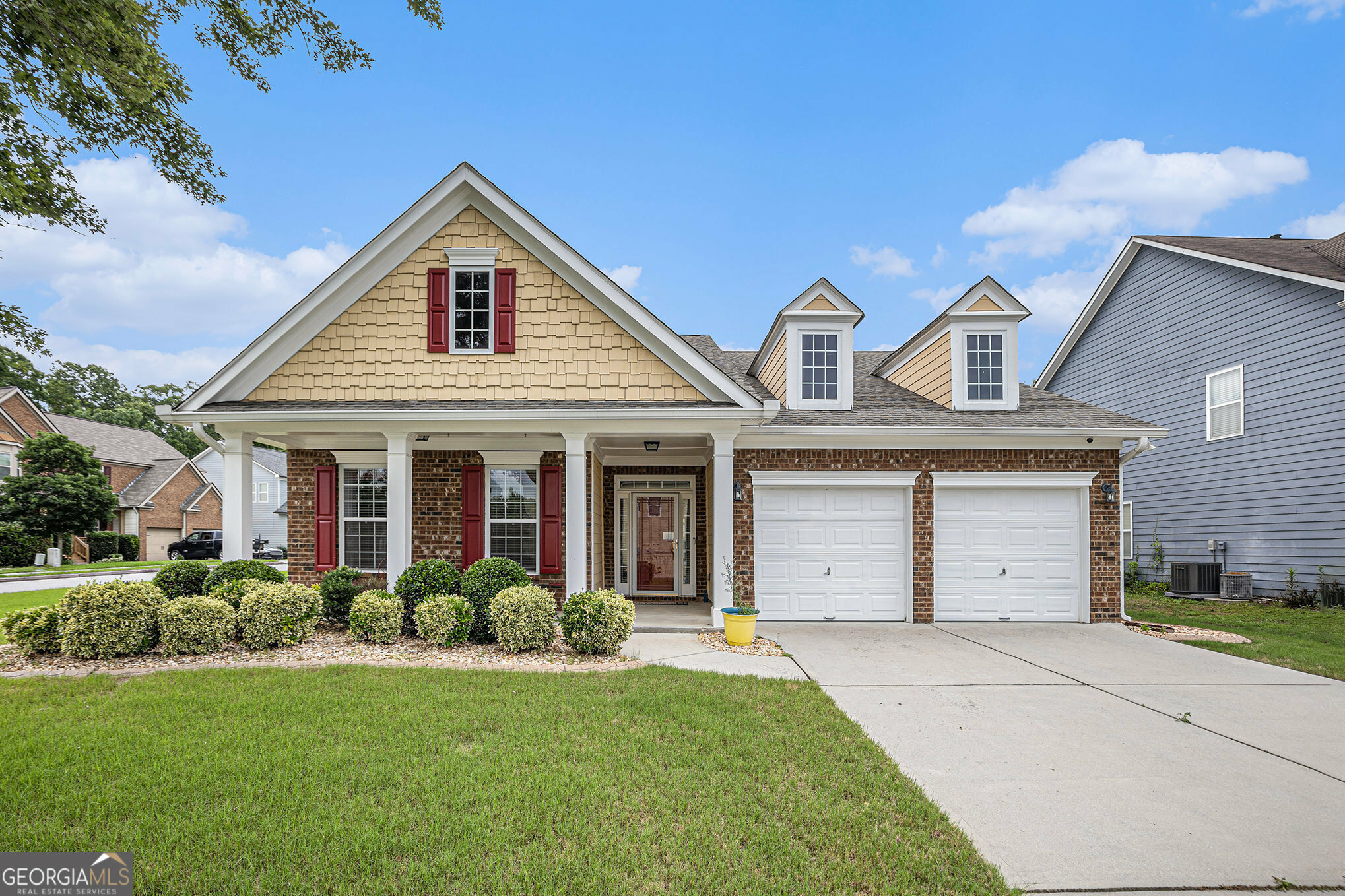 Property Photo: 4200 Vinca Way GA 30291