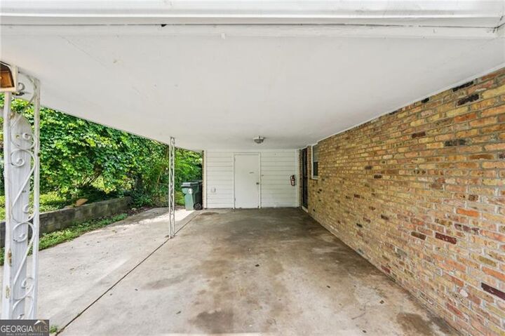 Property Photo:  2880 Shallowford Road  GA 30341 
