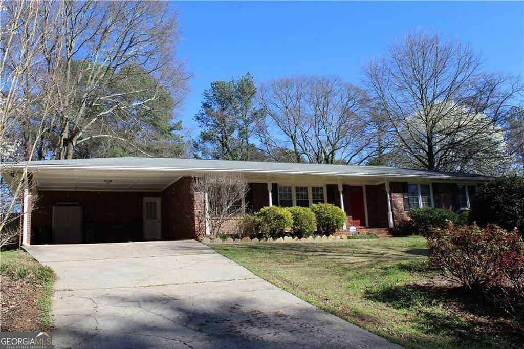 Property Photo: 995 Melody Lane GA 30075
