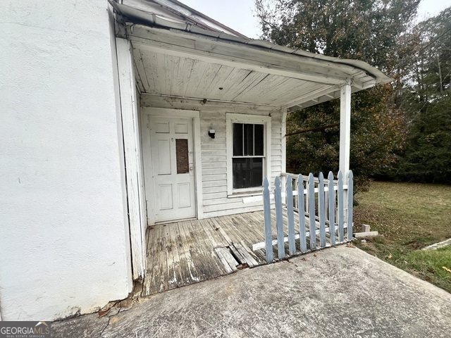 Property Photo: 1265 Highway 16 GA 30263