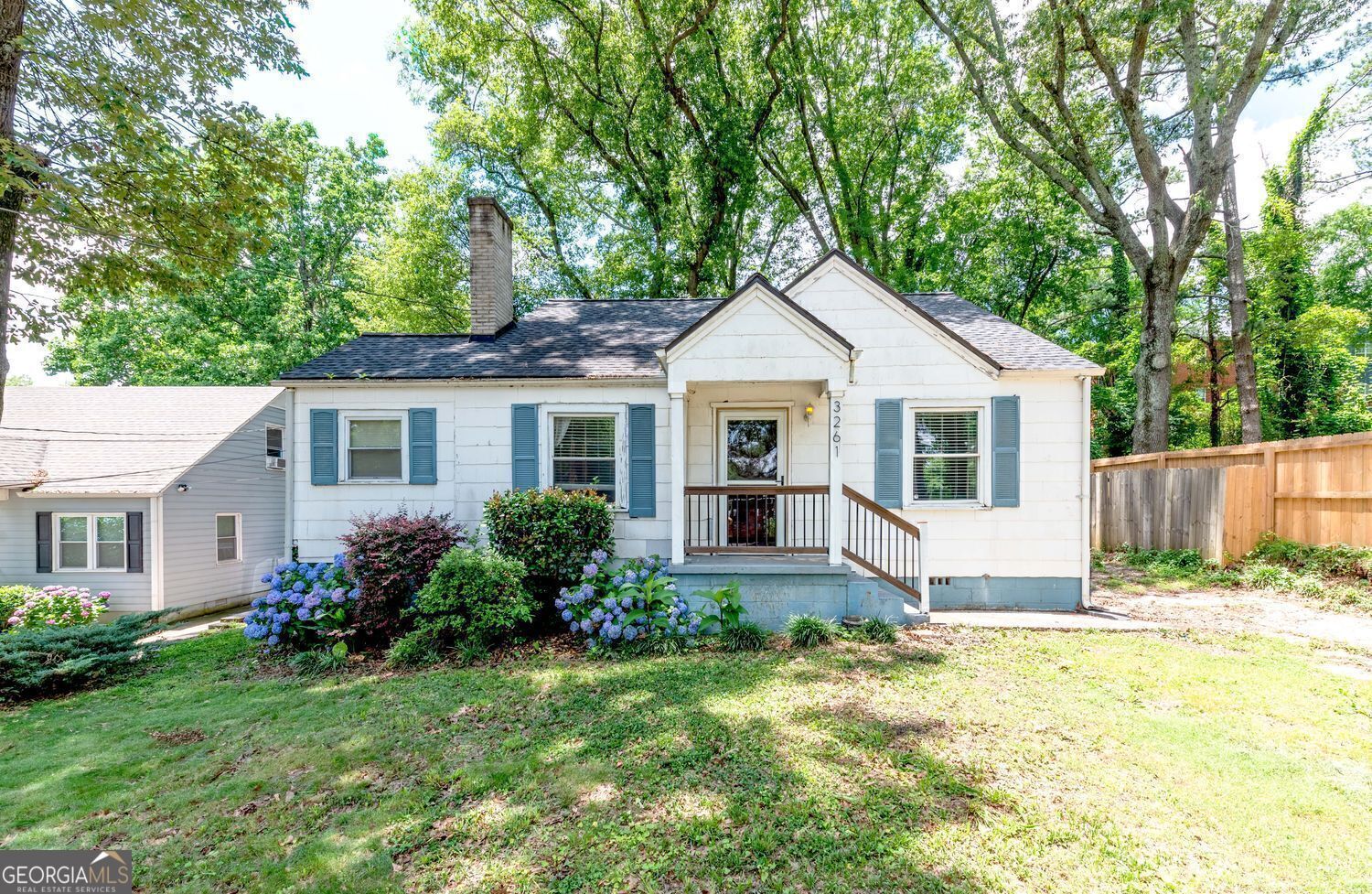 Property Photo:  3261 N Fulton Avenue  GA 30354