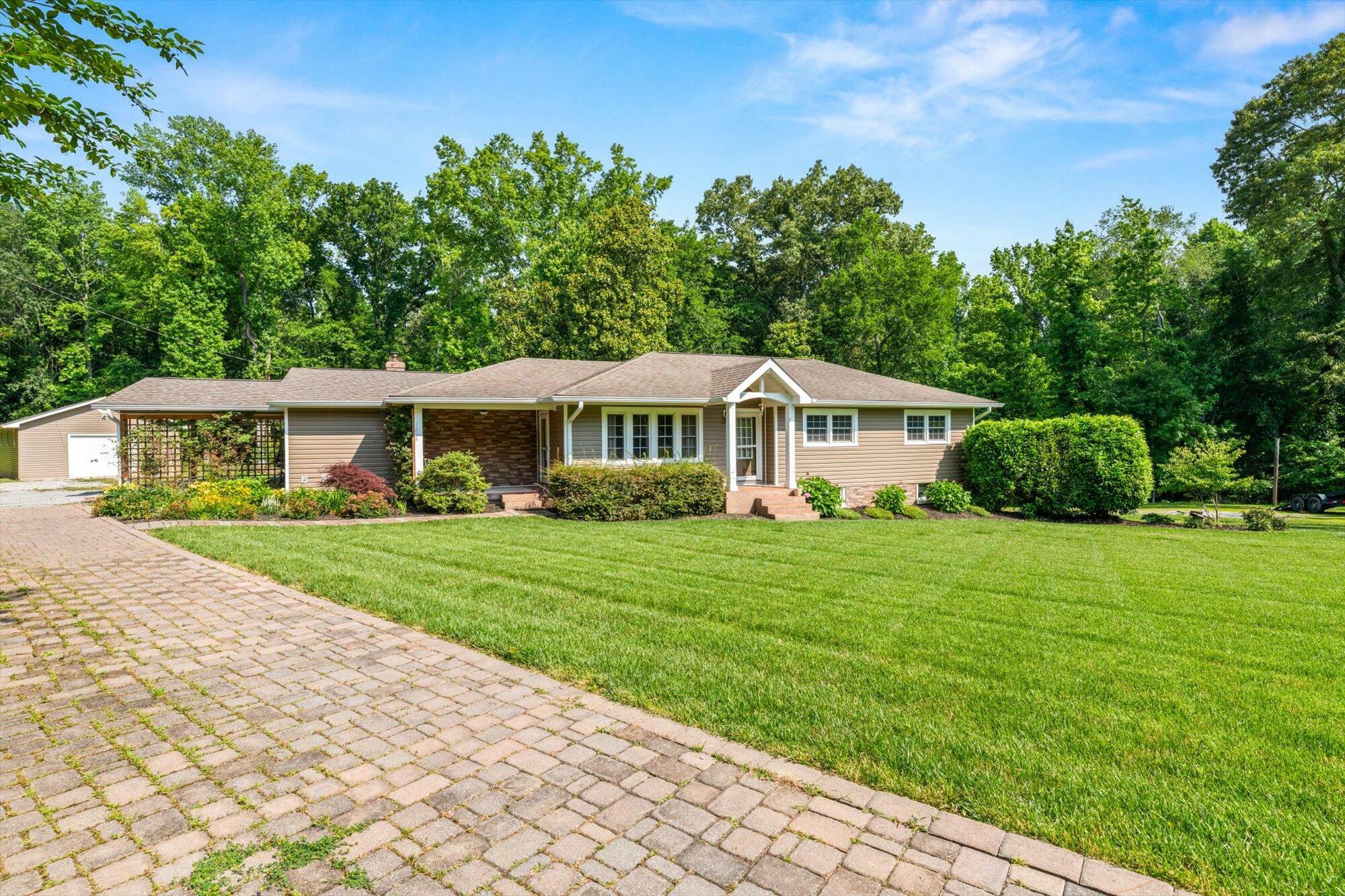 Property Photo: 1218 Woodward Park TN 37303