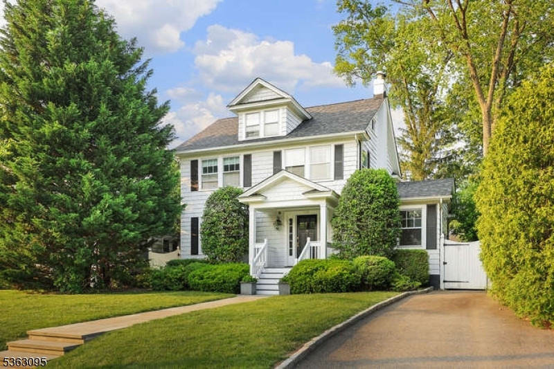 Property Photo: 520 Cory Pl NJ 07090