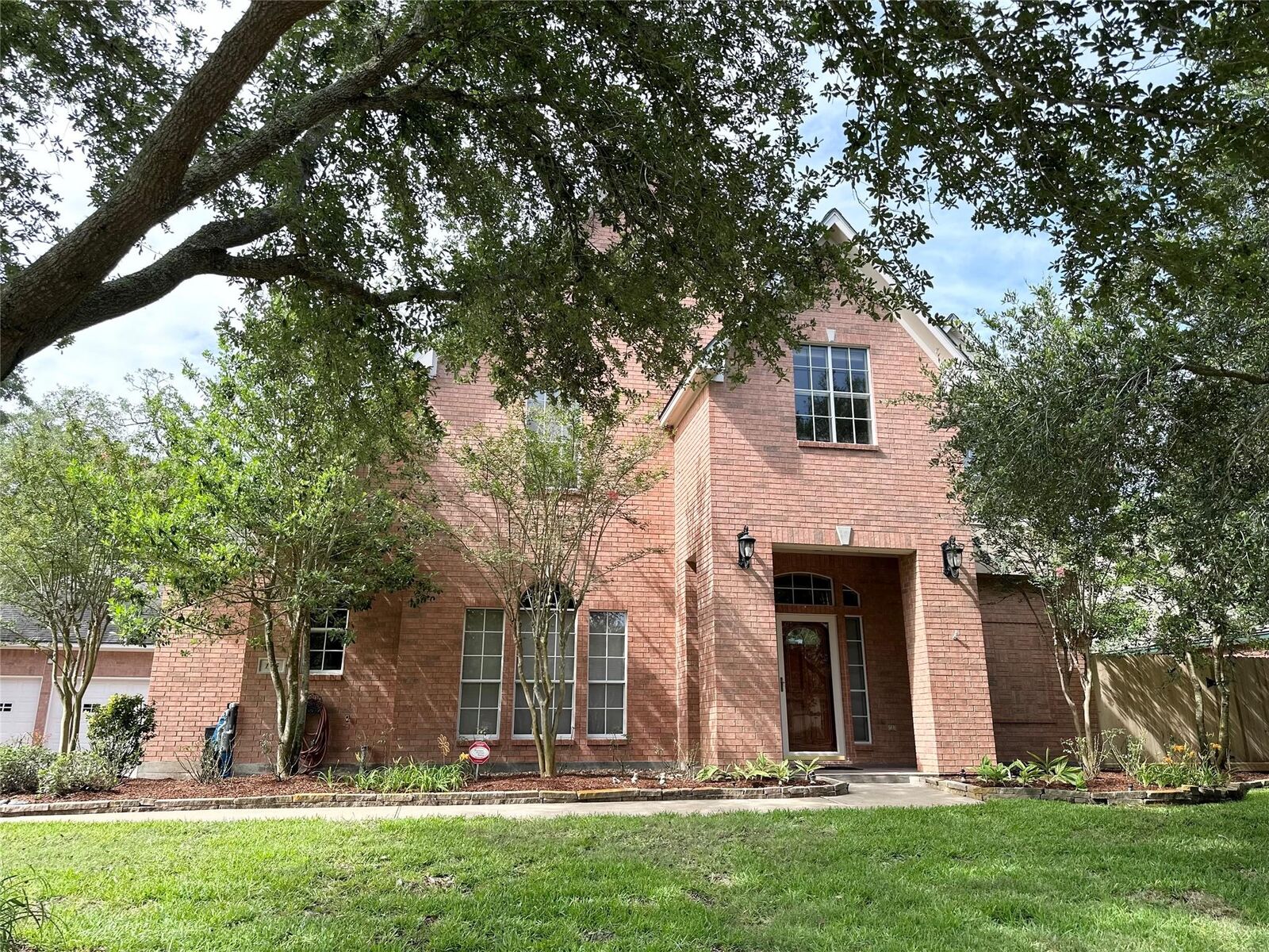 Property Photo:  105 Harvard Oaks Drive  TX 77566 