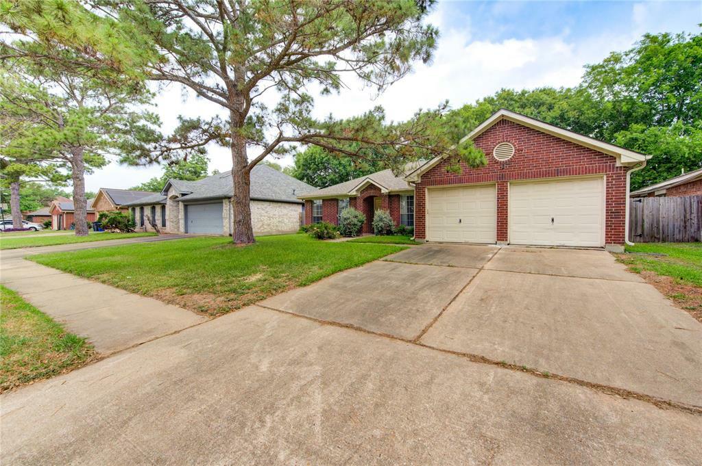 Property Photo: 24014 Whitefield Lane TX 77493