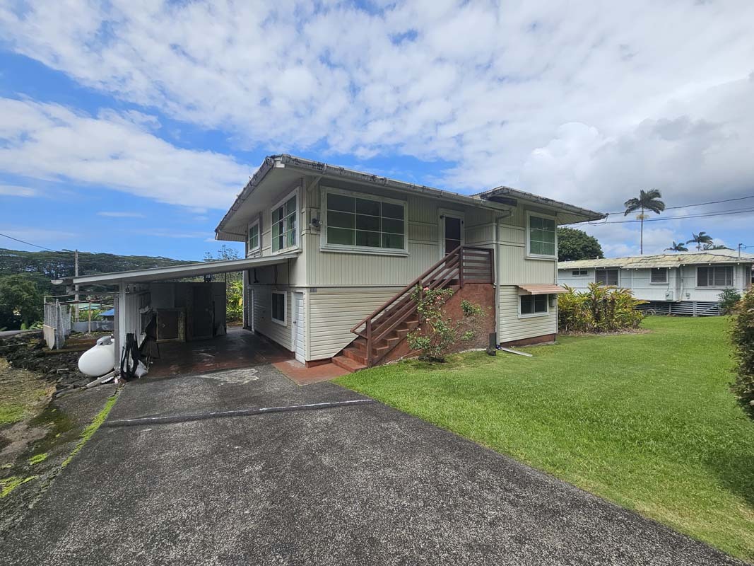 Property Photo: 140 Palani St HI 96720