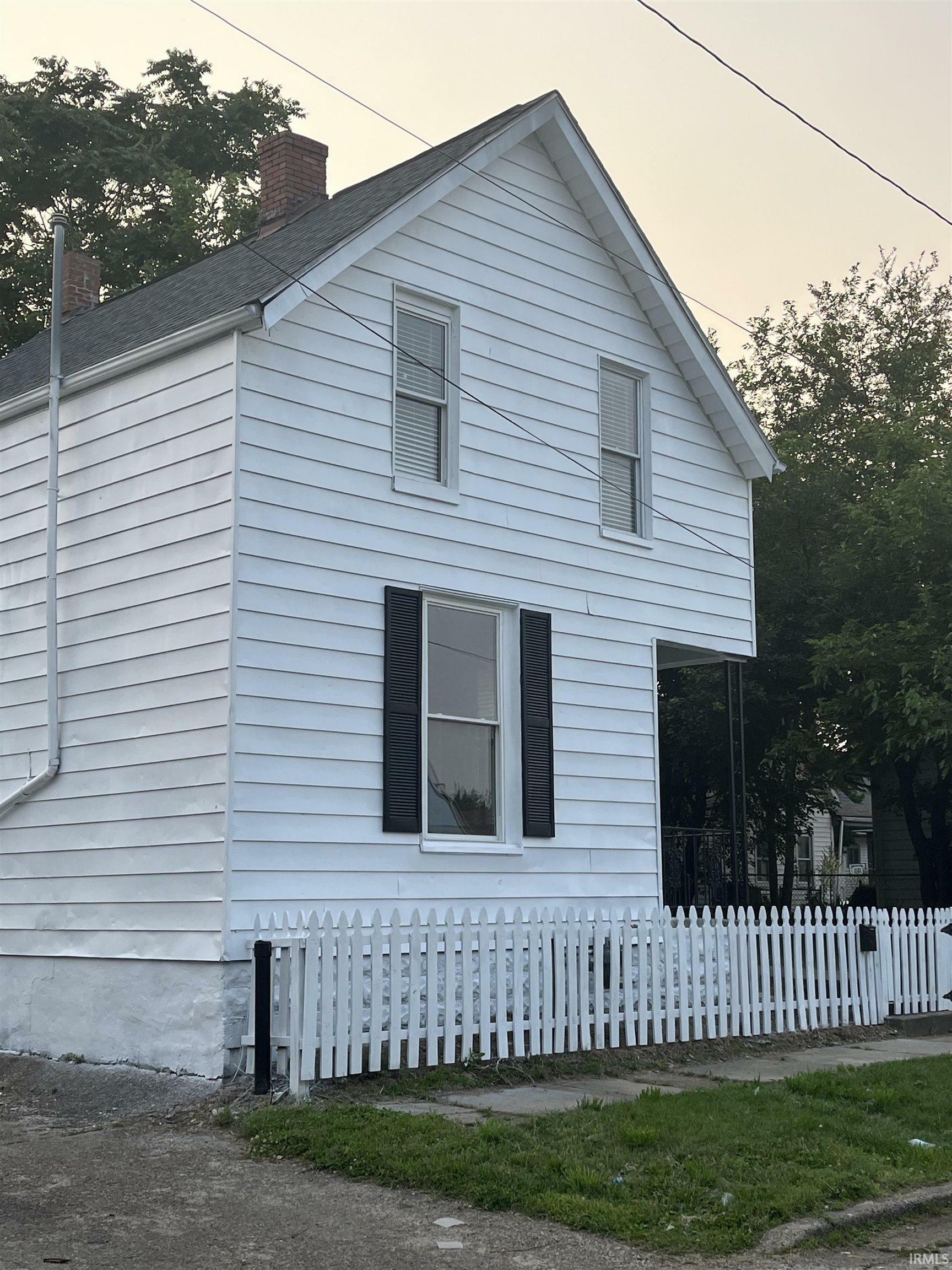 Property Photo: 514 N Elliott Street IN 47711
