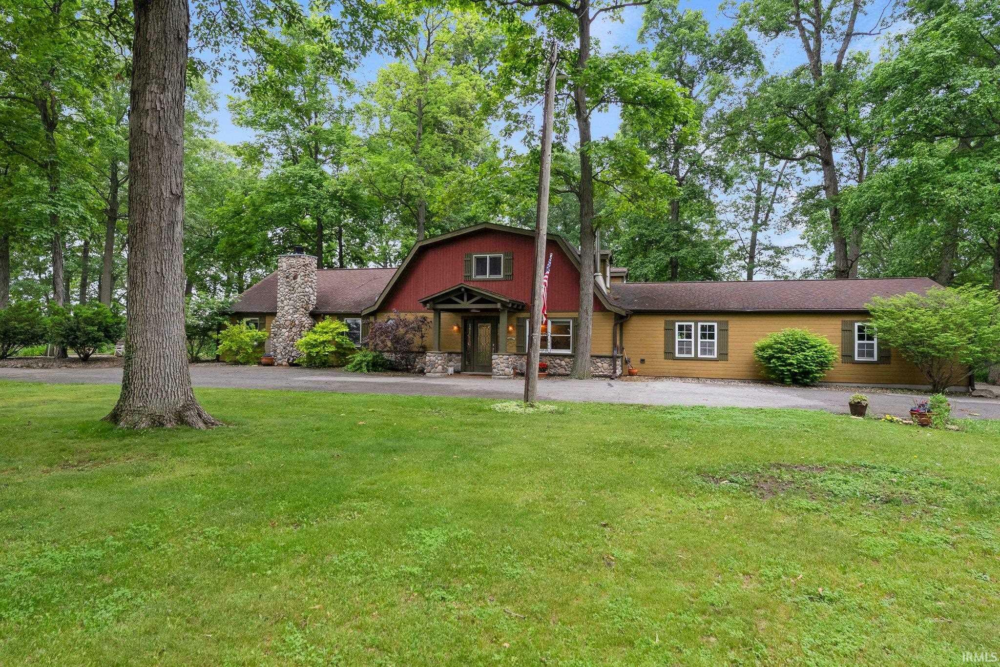 Property Photo: 2905 E Mowrey Road IN 46725-7605