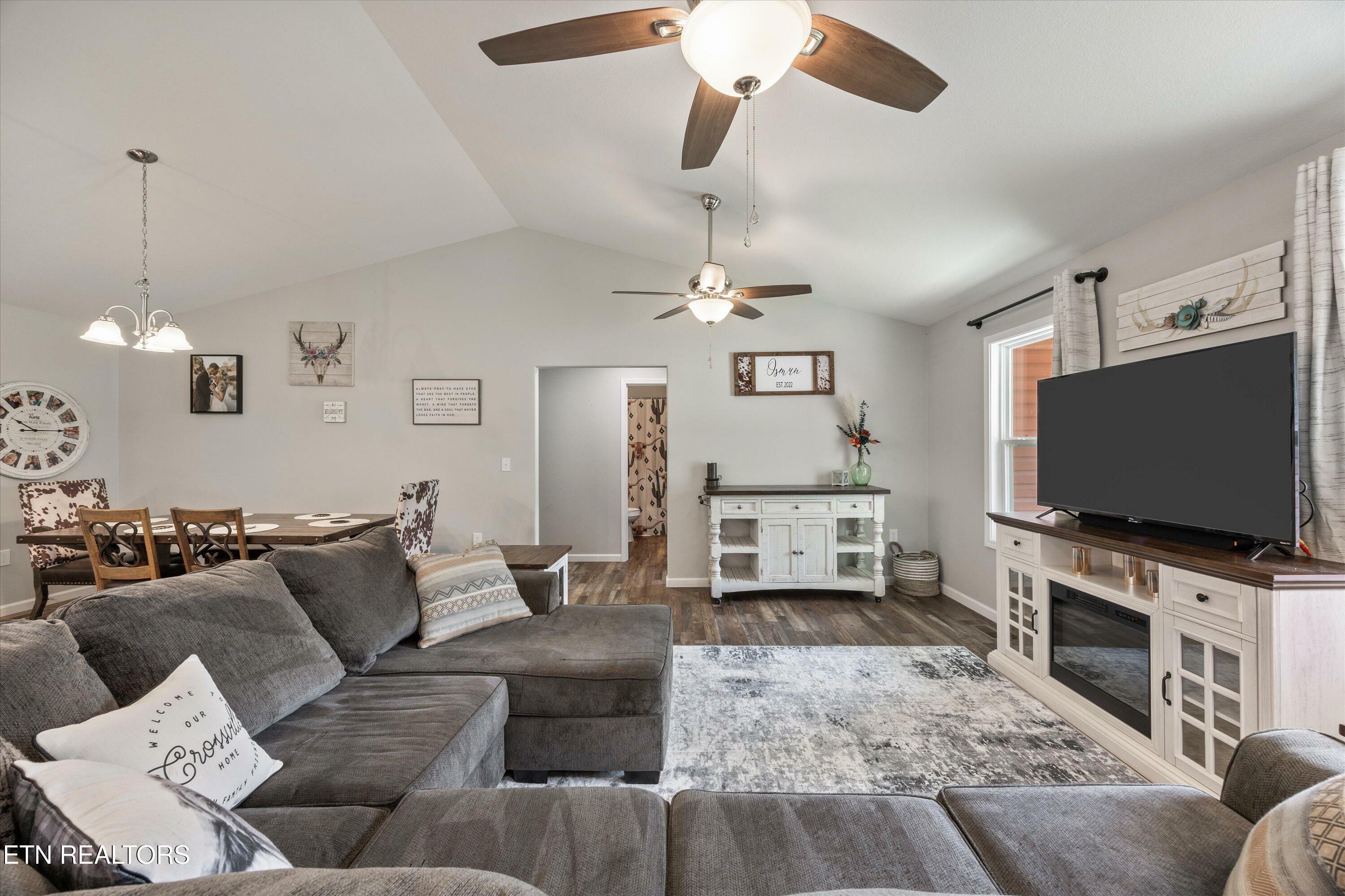 Property Photo: 439 Ferry Bend Tr TN 38571