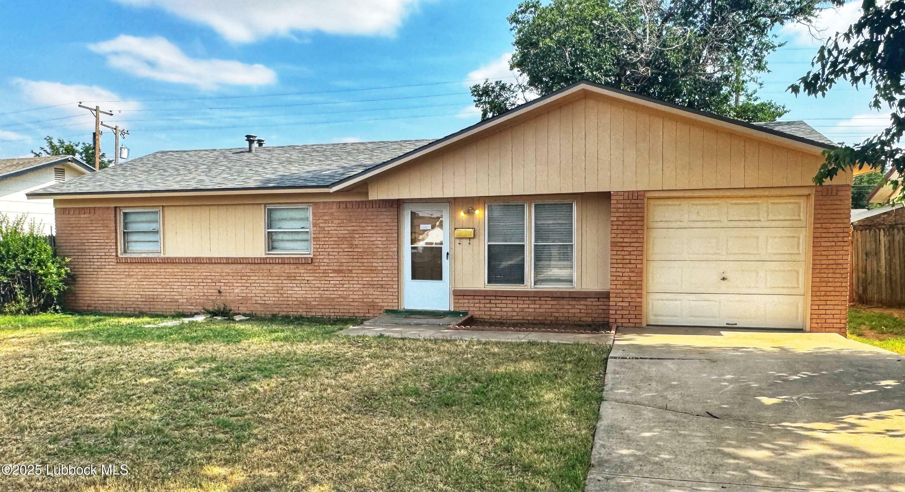 Property Photo: 1609 68th Street TX 79412