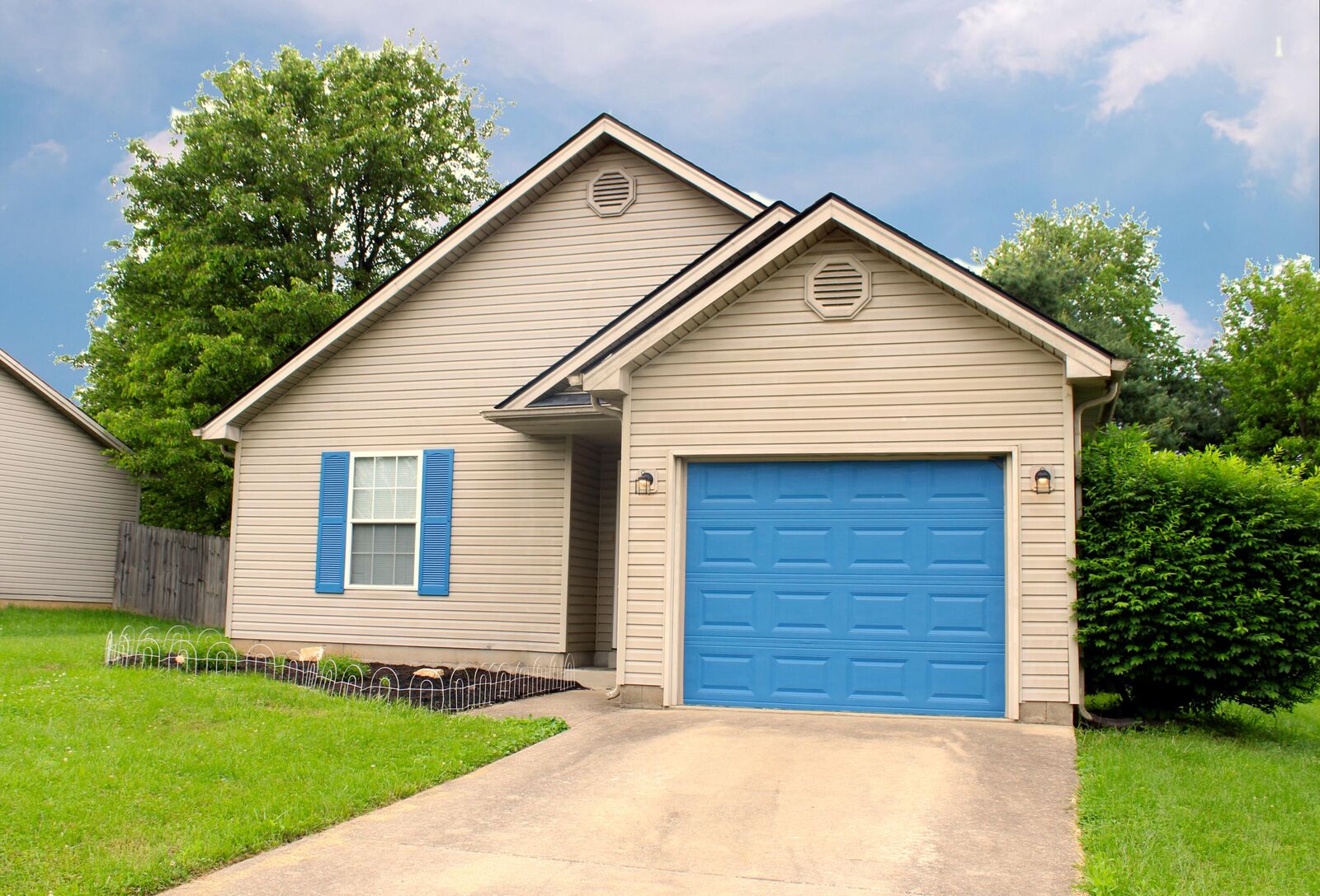 Property Photo: 1416 Equine Way KY 40601