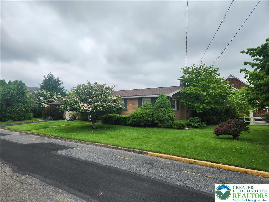 Property Photo: 40 Washington Avenue PA 18067
