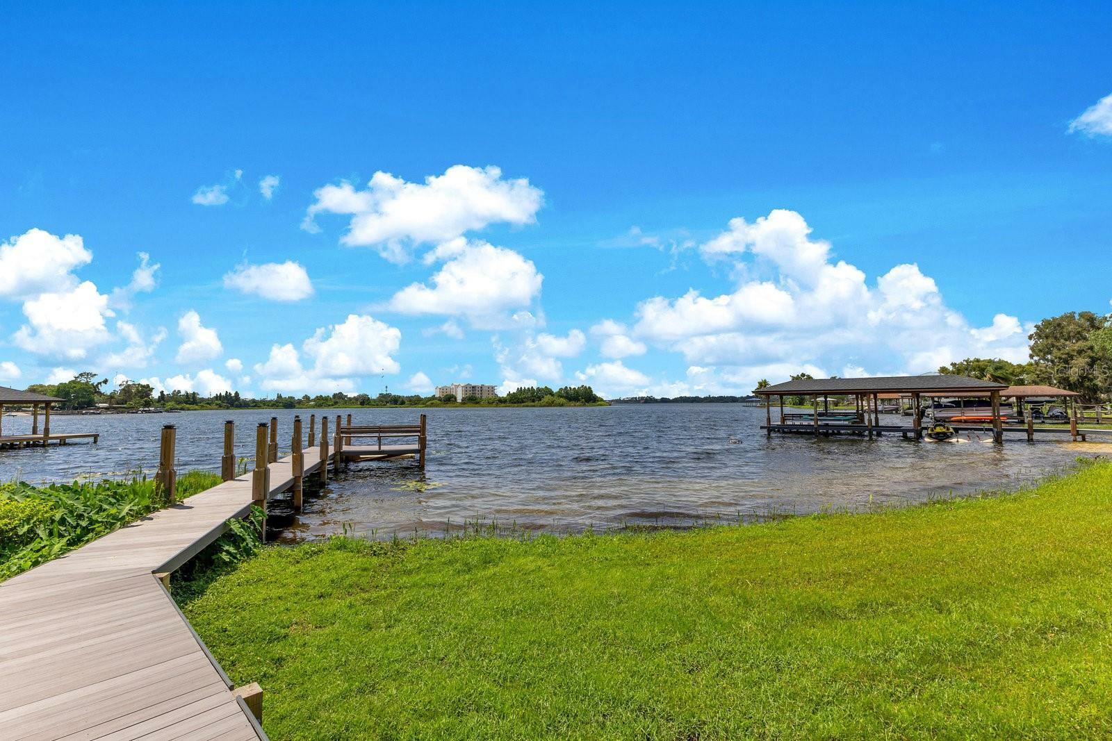 Property Photo: 49 Interlaken Road FL 32804