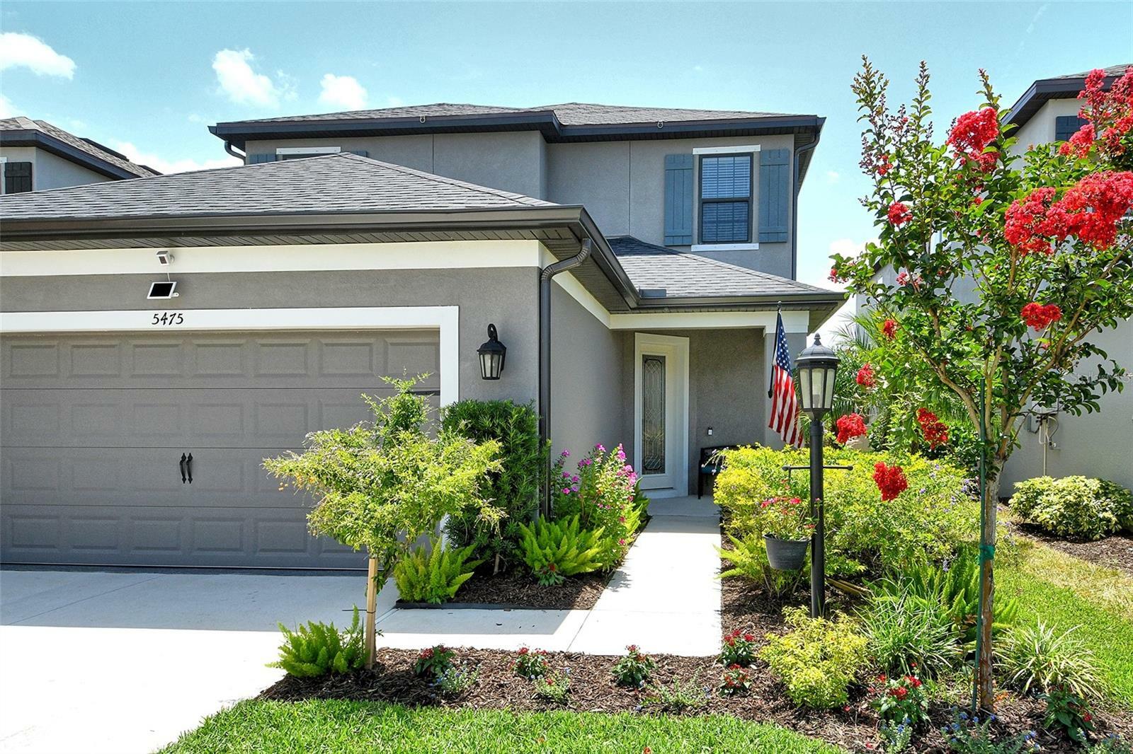 Property Photo: 5475 Summit Glen FL 34203