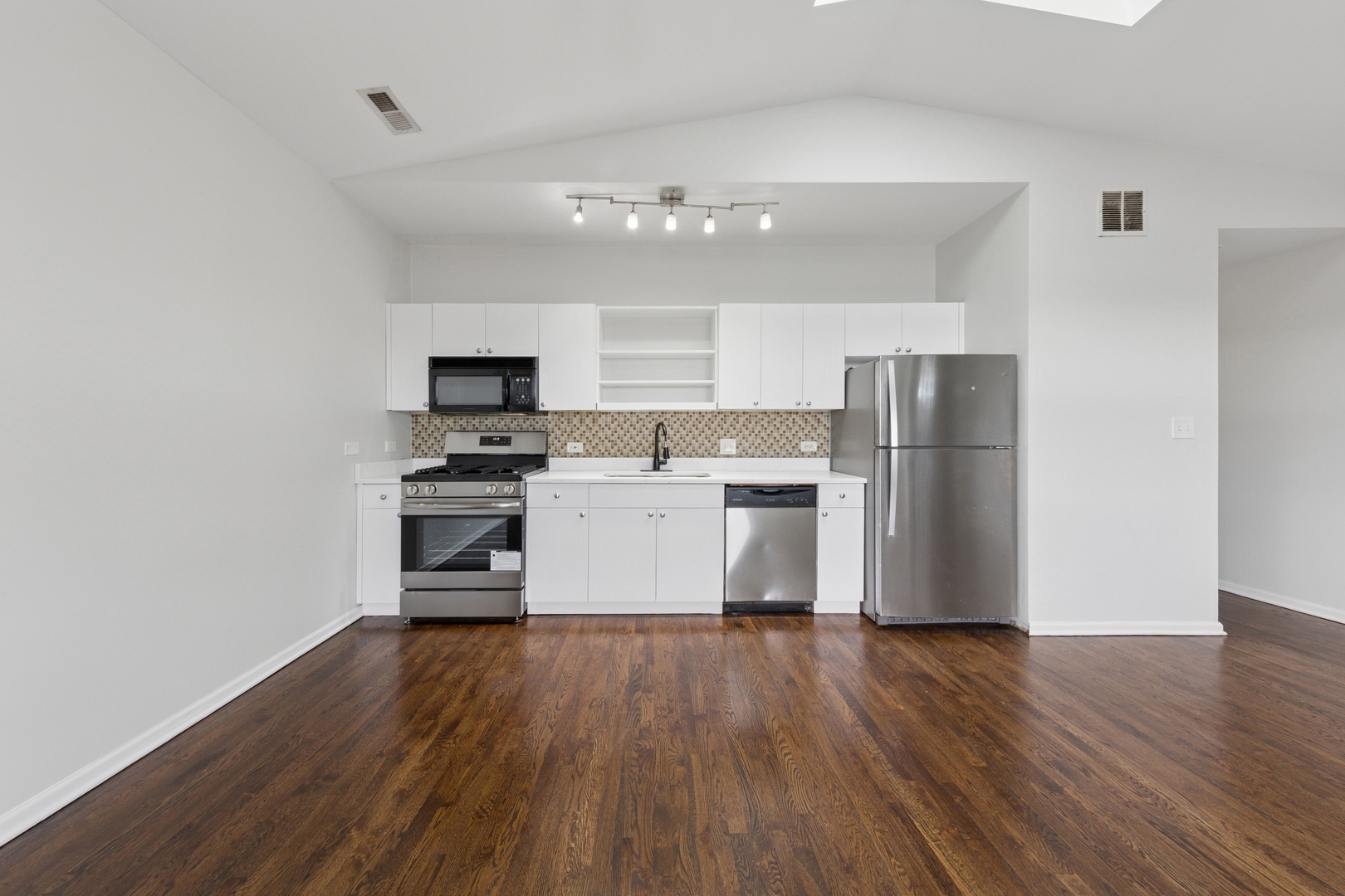 Property Photo:  519 S Maplewood Avenue 4S  IL 60612 
