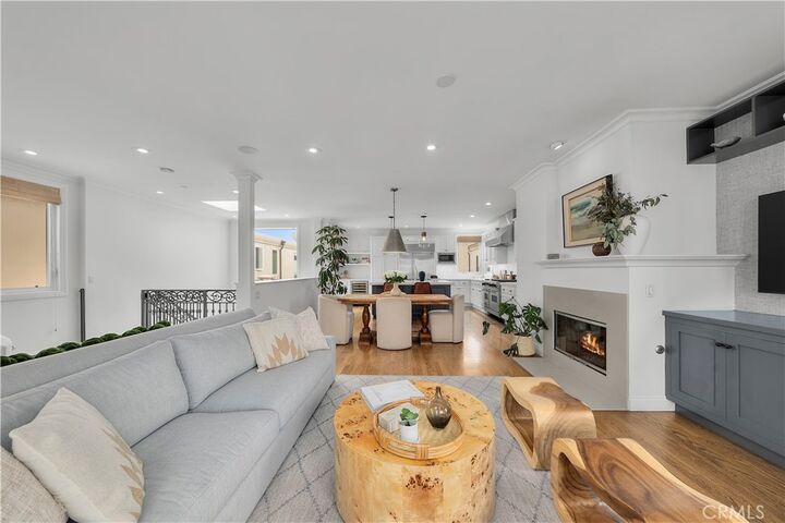Property Photo: 807 Crest Drive CA 90266