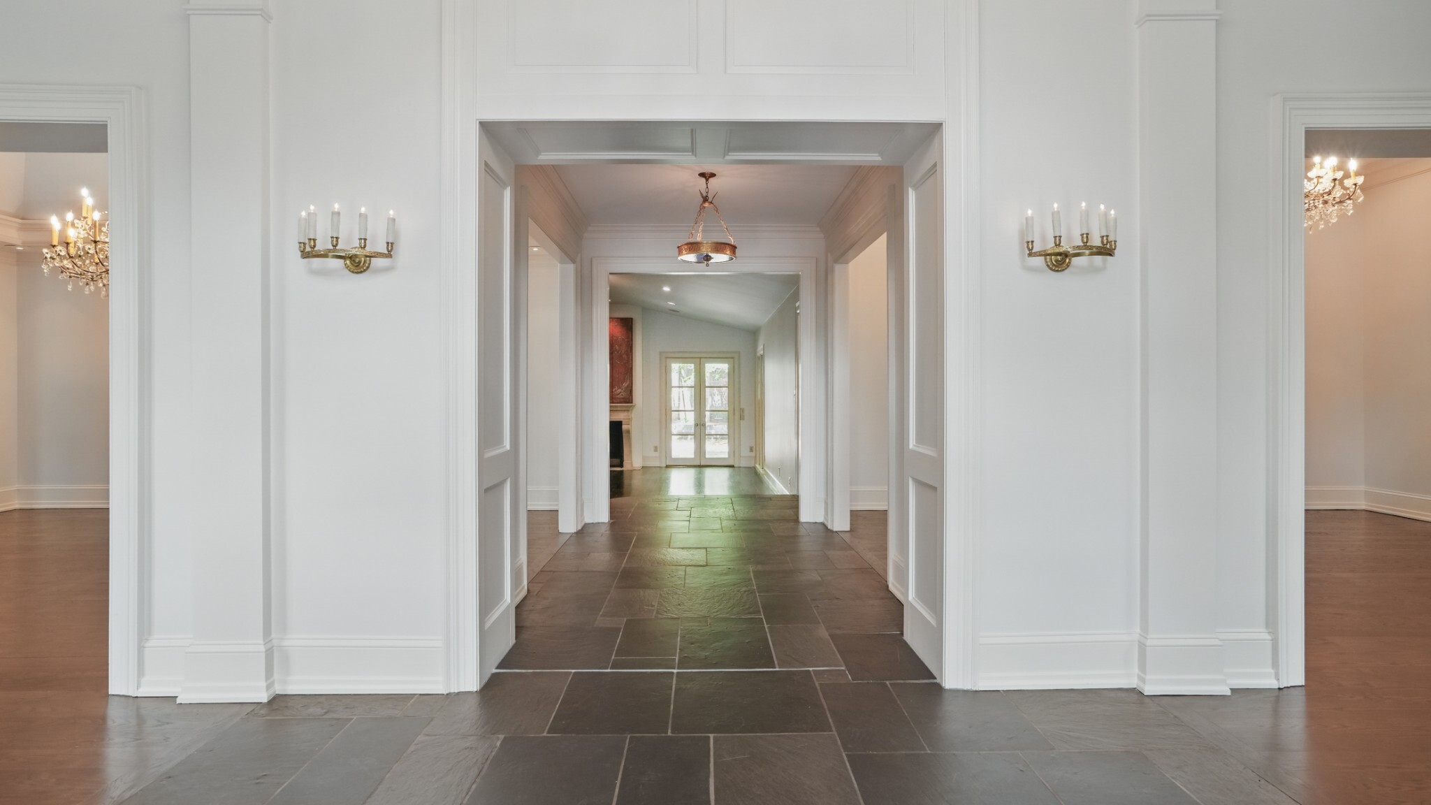 Property Photo: 4345 Chickering Ln TN 37215