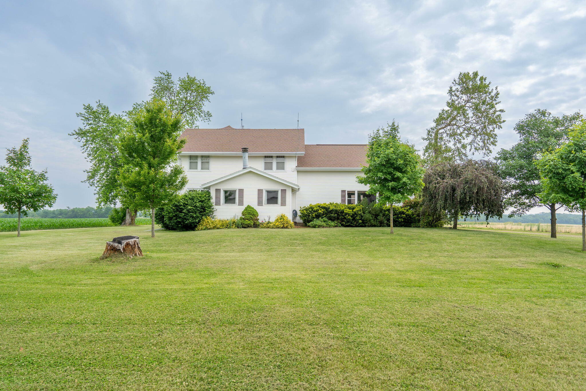 9996 W Ave  Columbus Junction IA 52738 photo