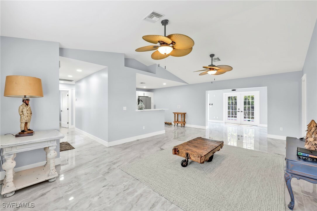 Property Photo: 628 SW 9th Avenue FL 33991