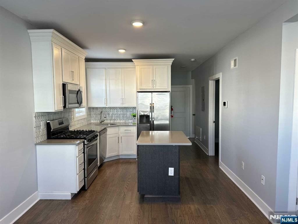 Property Photo:  518 Hickory Street 1  NJ 07032 