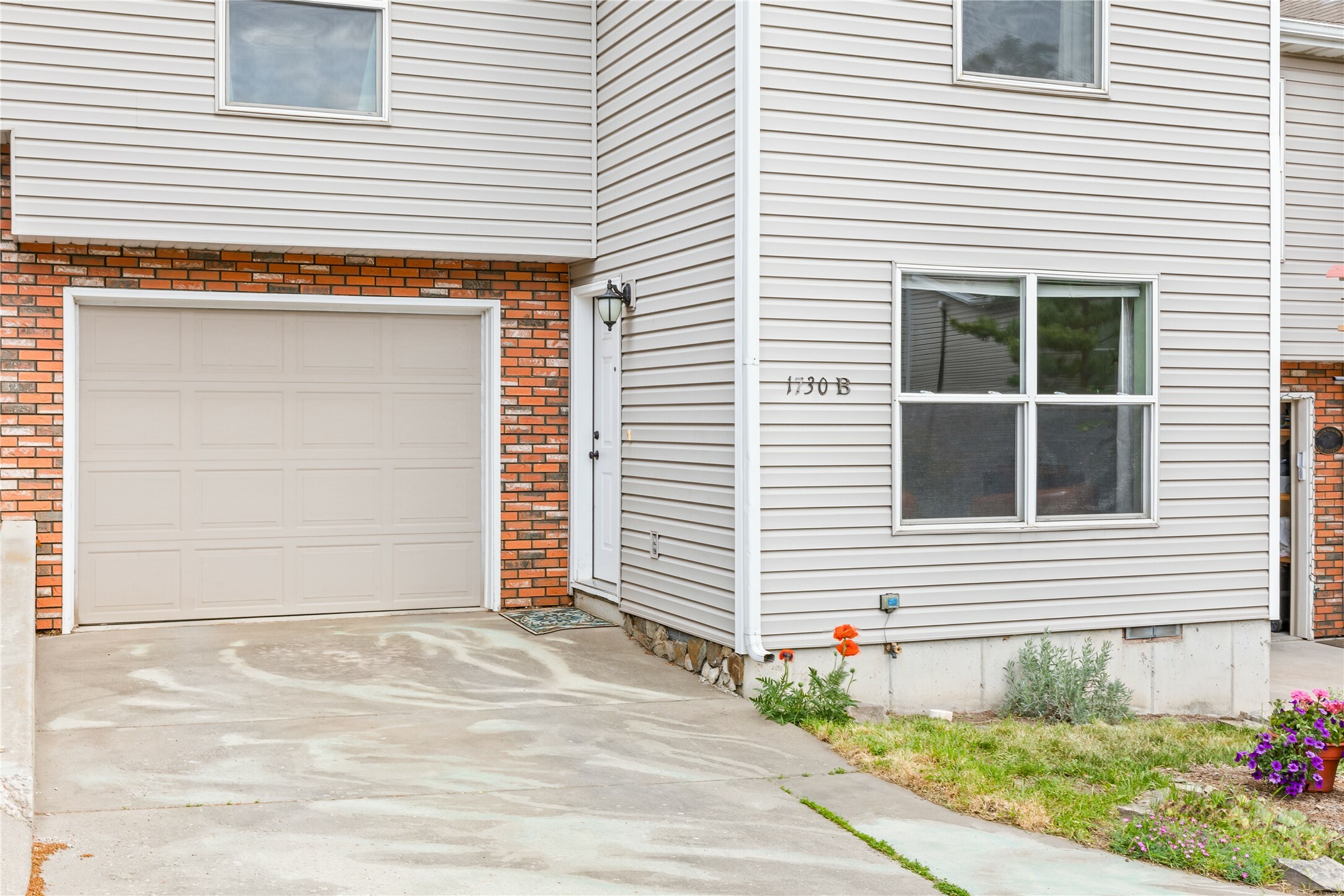 Property Photo: 1730 Park Place B MT 59802