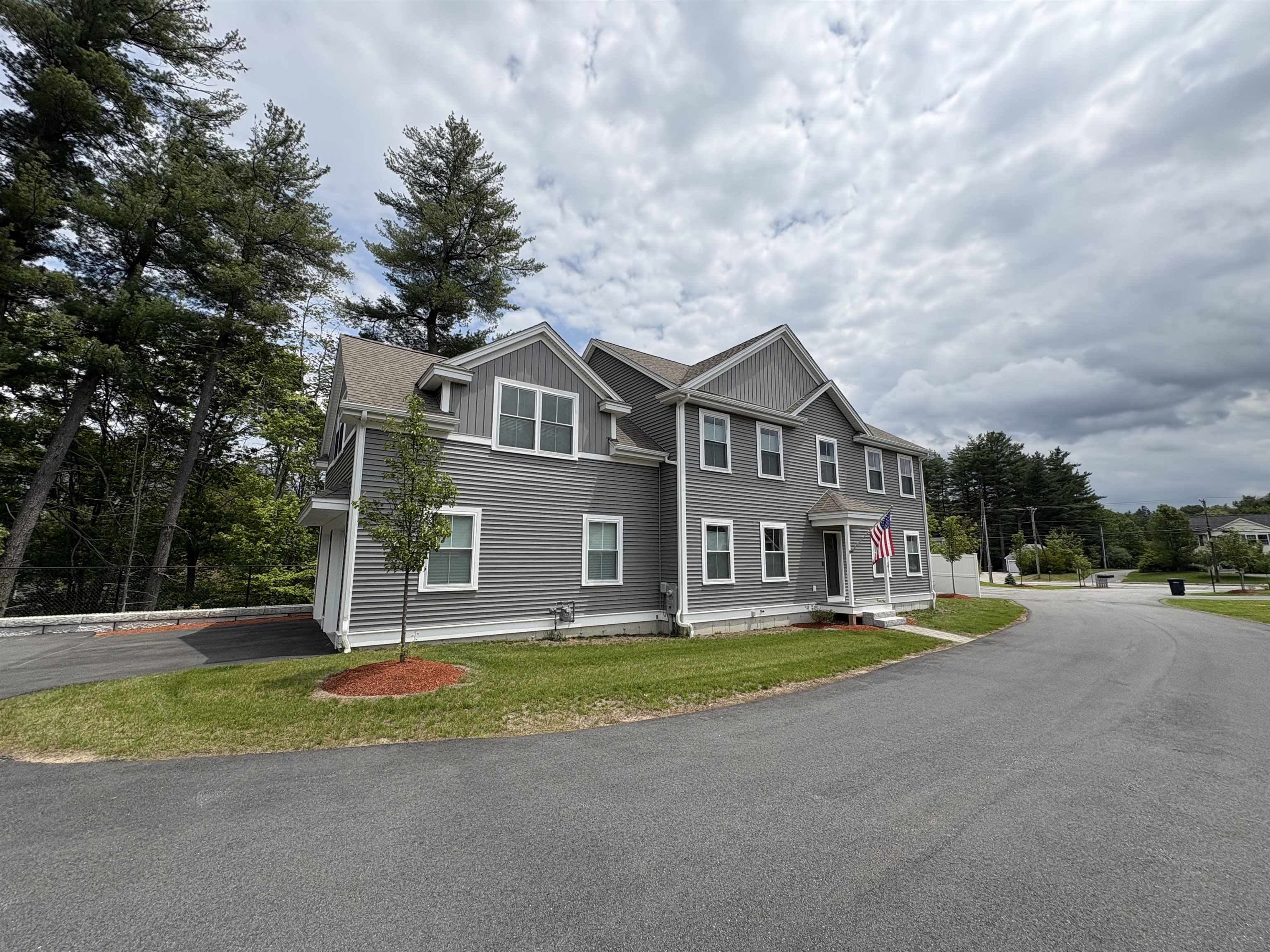Property Photo: 3 Theresa Way NH 03062
