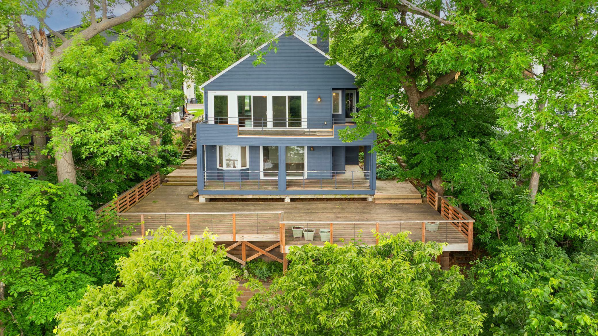 Property Photo: 1601 W Medicine Lake Drive MN 55441