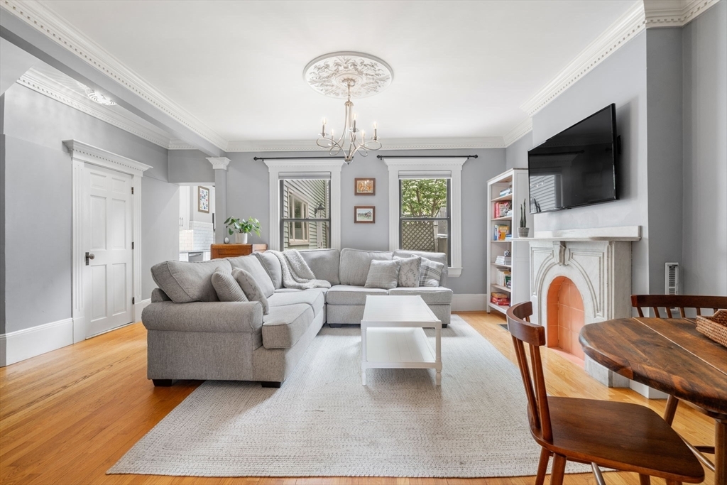 45 Baldwin St 1  Boston MA 02129 photo