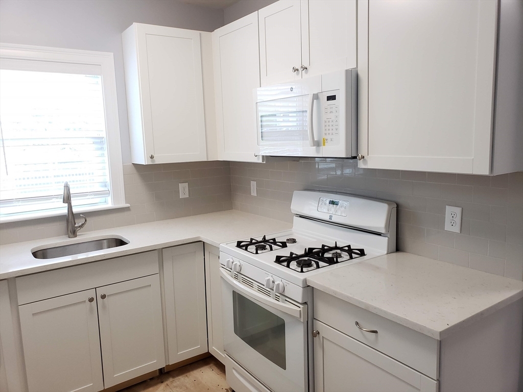 119 West Adams St 119  Somerville MA 02144 photo