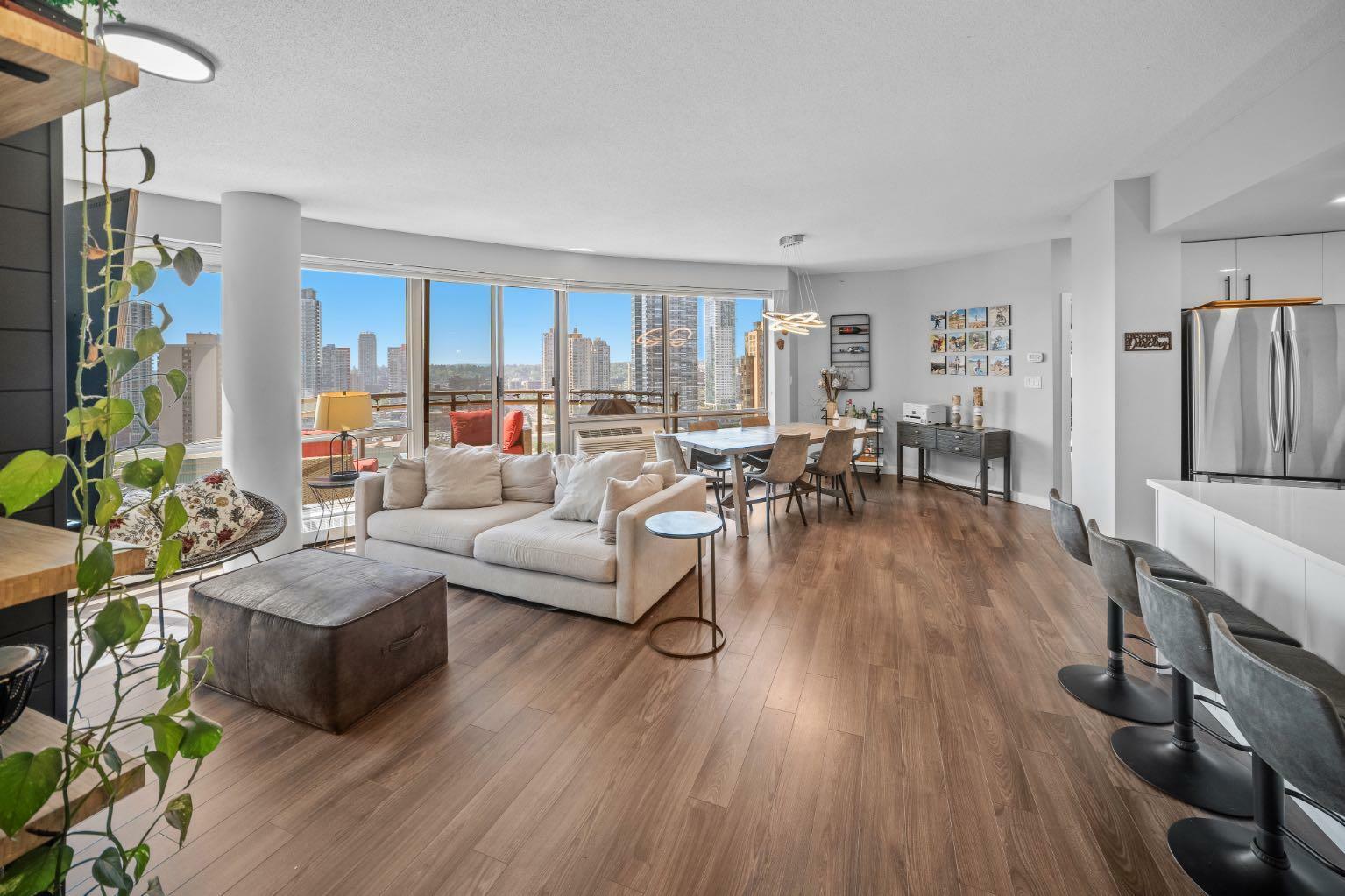 1078 6 Avenue SW 2102  Calgary AB T2P 5N6 photo