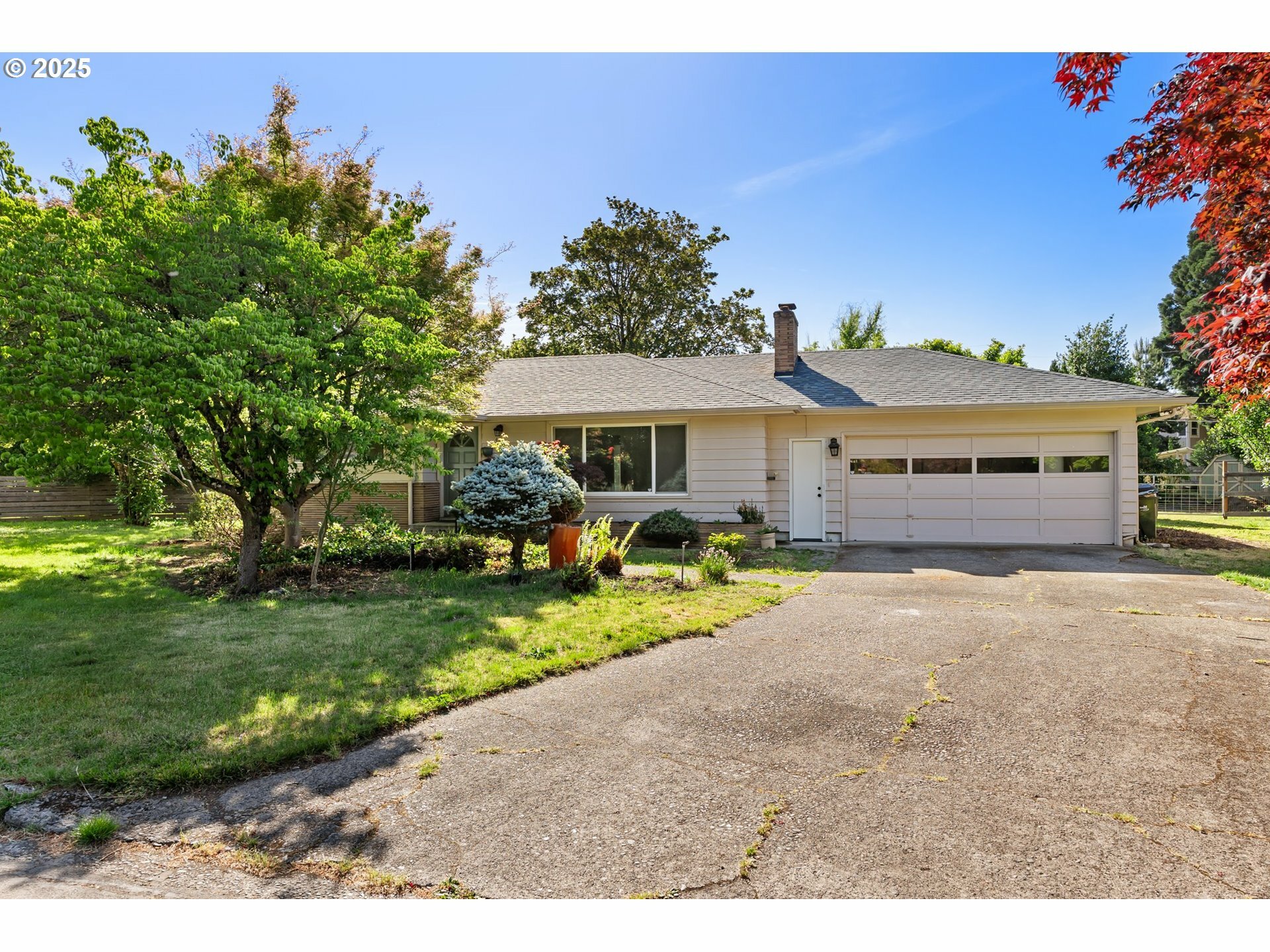 45 Strome Ct  Eugene OR 97404 photo