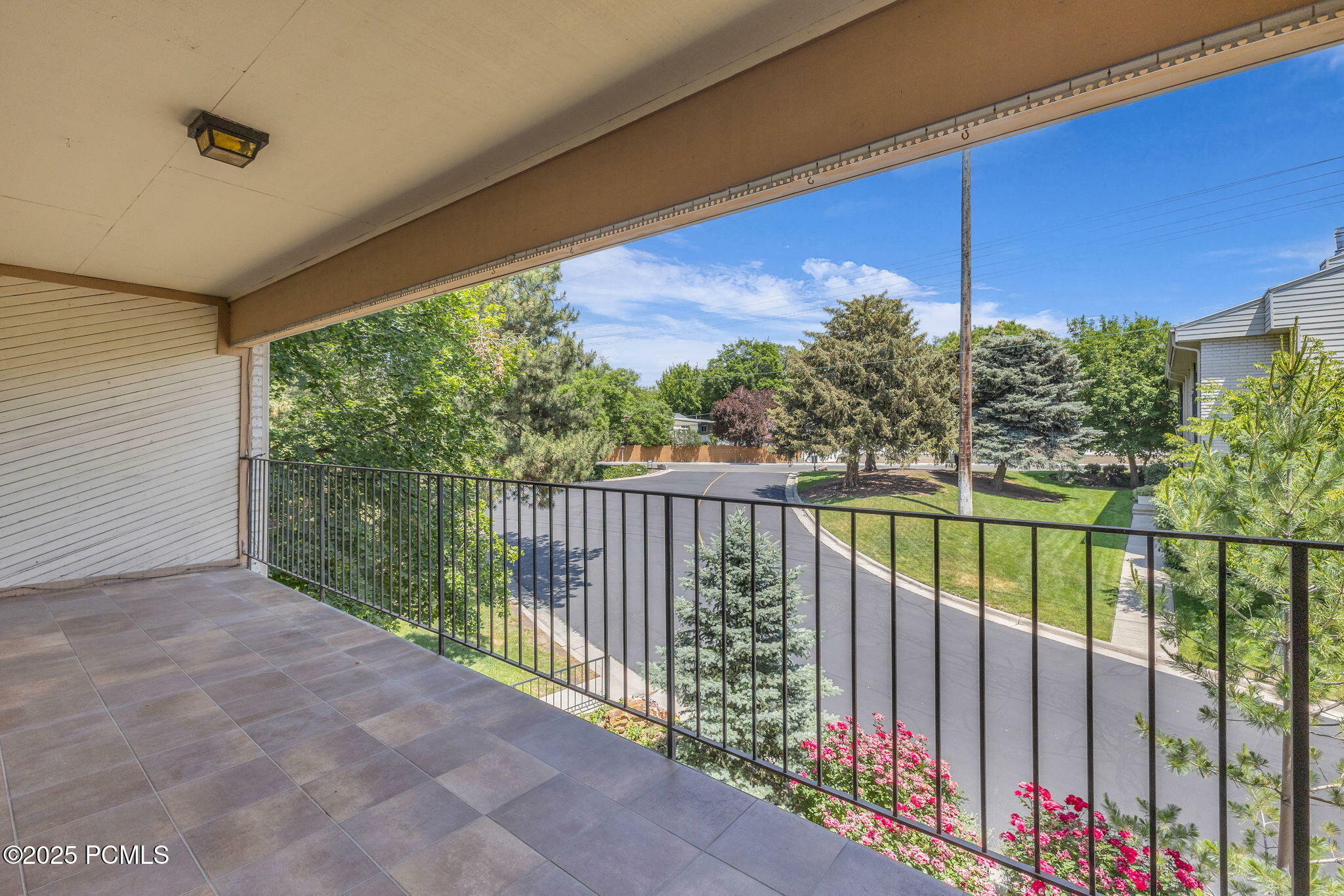 Property Photo: 2584 S Elizabeth Street Apt 5 UT 84106