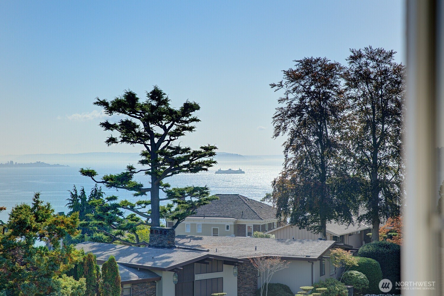 Property Photo: 2221 Viewmont Way W WA 98199