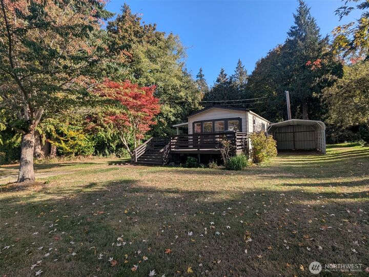 Property Photo: 1506 Shuksan Dr WA 98282