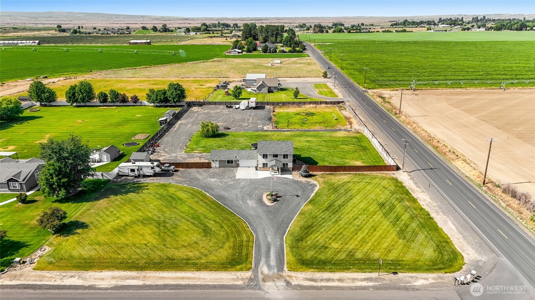 Property Photo: 2352 W Covey Drive WA 99344