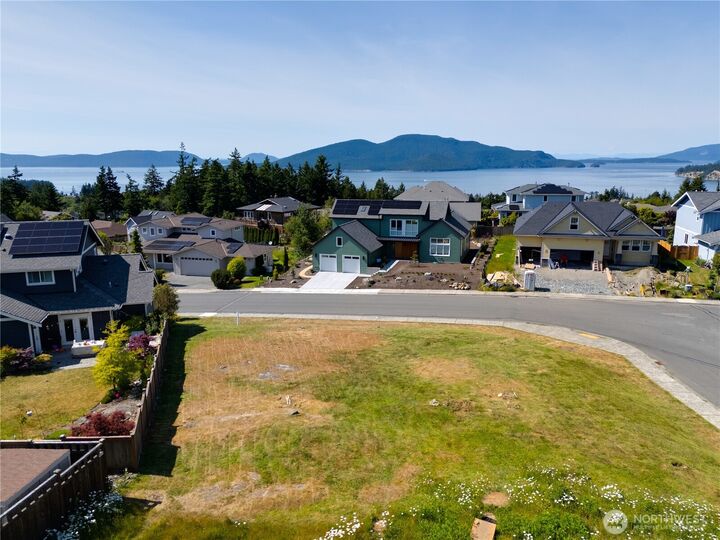 3901  Rockridge Parkway  Anacortes WA 98221 photo