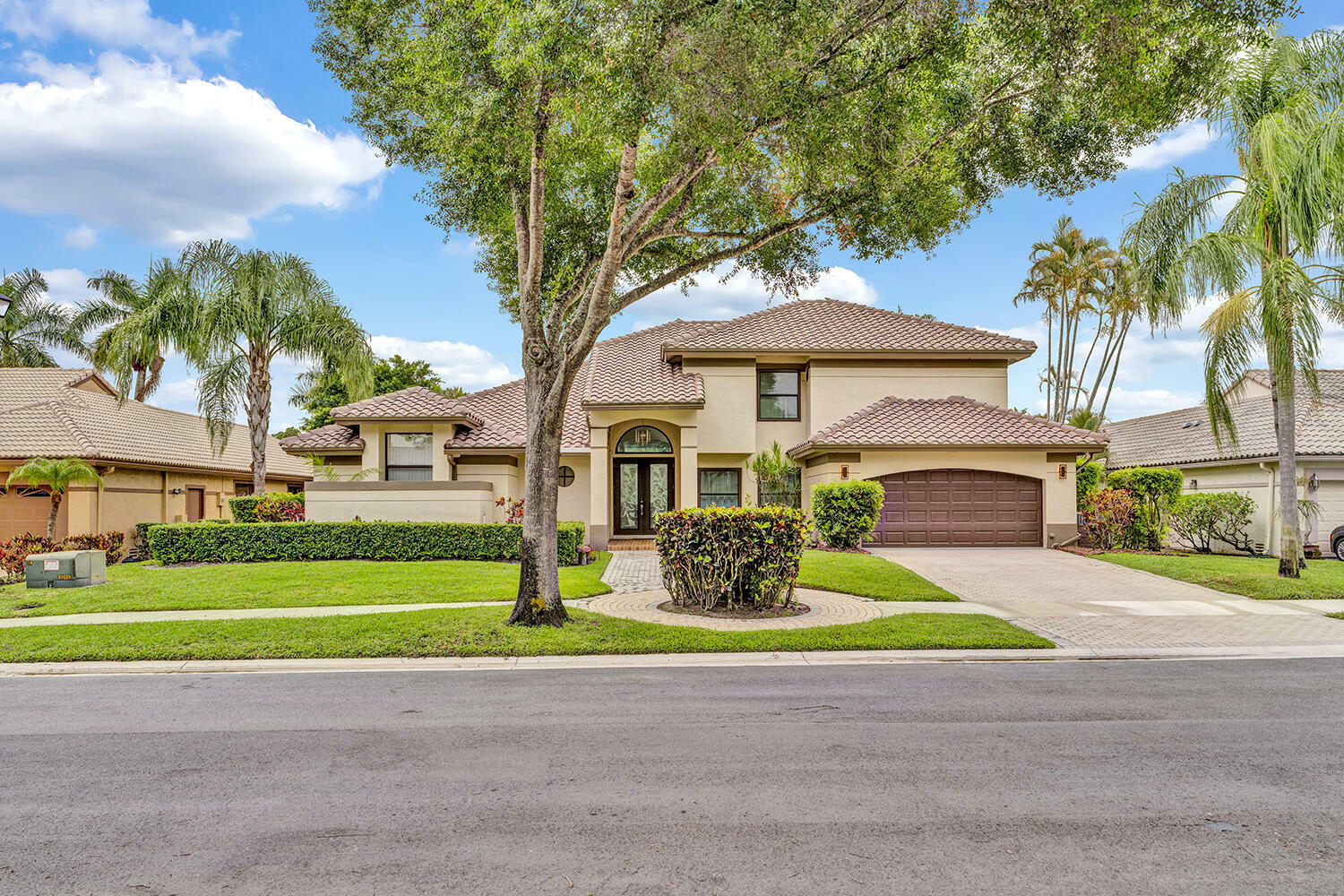 Property Photo: 20532 Sausalito Drive FL 33498