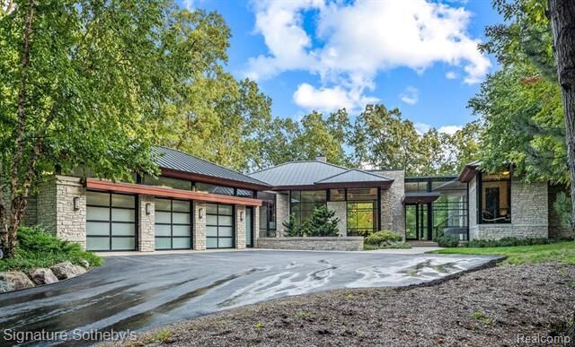 6956 Cooley Lake Road  White Lake Twp MI 48383 photo