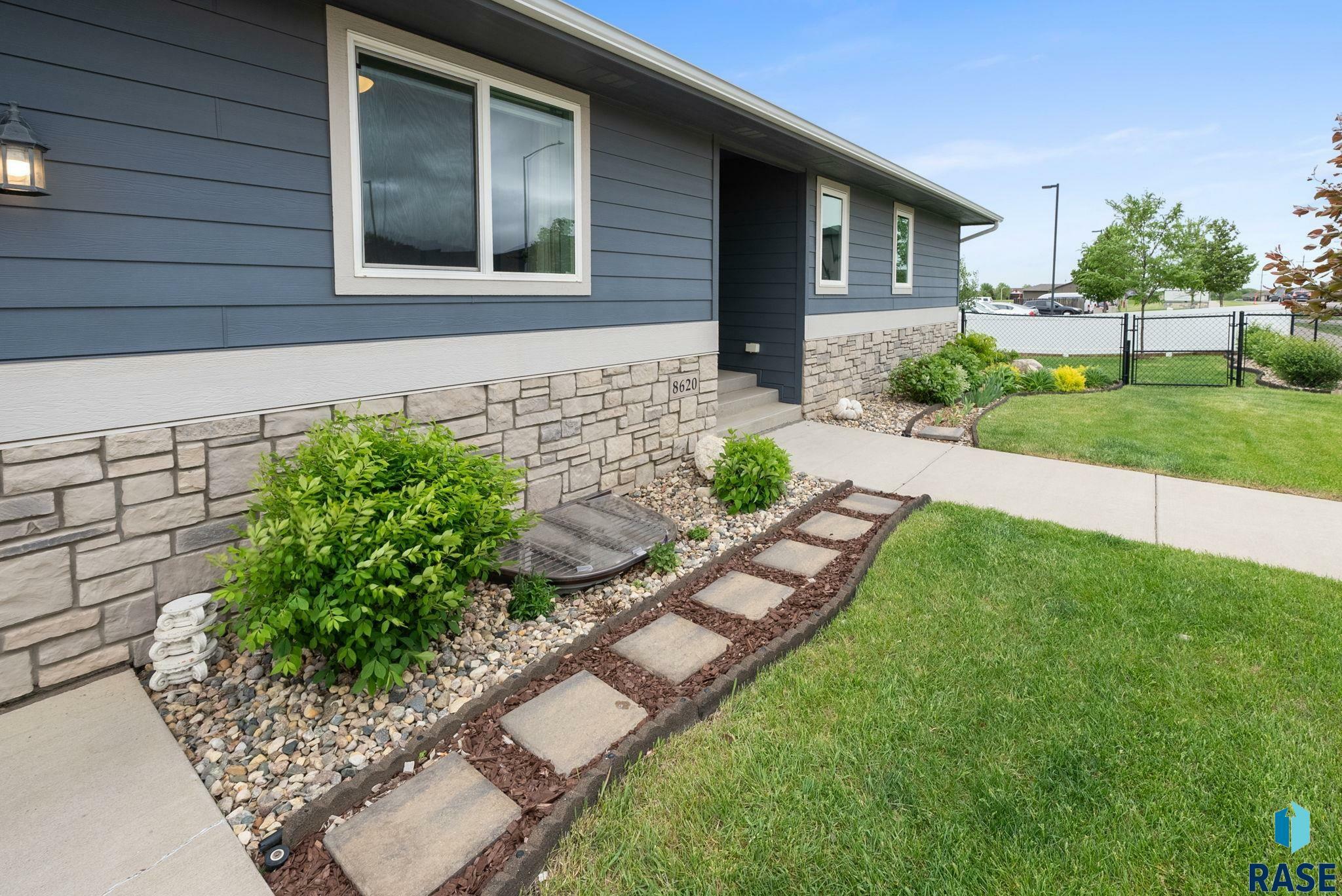 Property Photo: 8620 W 22nd St SD 57106