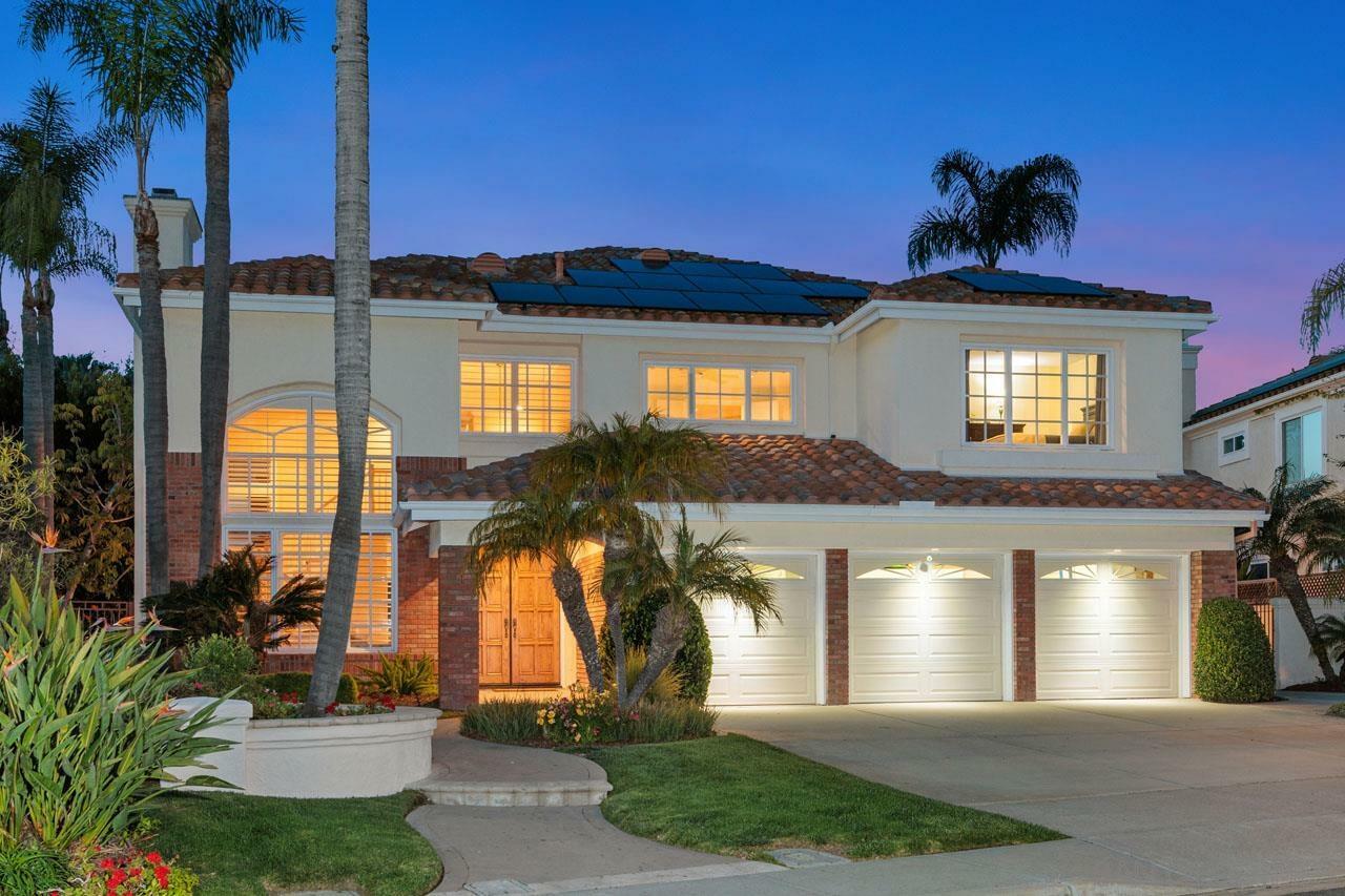 Property Photo: 4798 Thurston Pl CA 92130